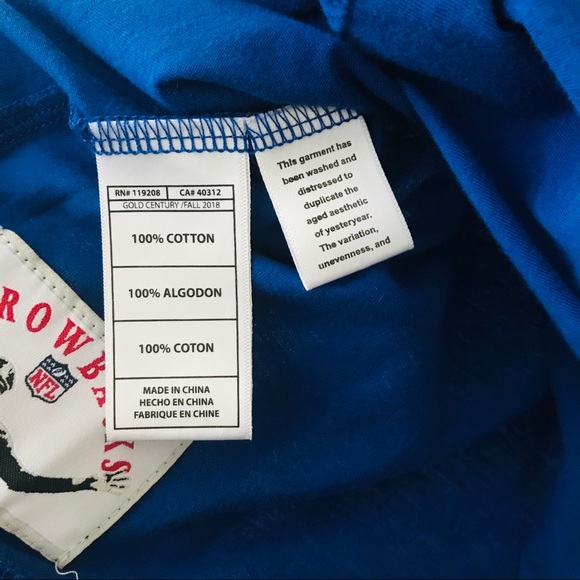 New England Patriots NFL Short Sleeve V Neck Graphic Tee Size Small - Picture 6 of 6